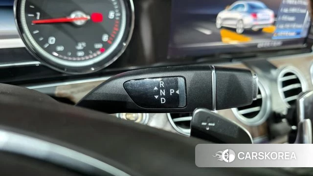 Mercedes-Benz E-Class W213 id 3873975 из Кореи 19