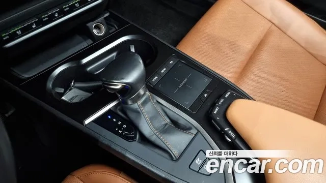 Lexus UX250h id 2917521 из Кореи 19