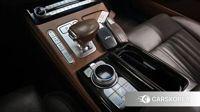 Genesis G90 id 3356108 из Кореи 19