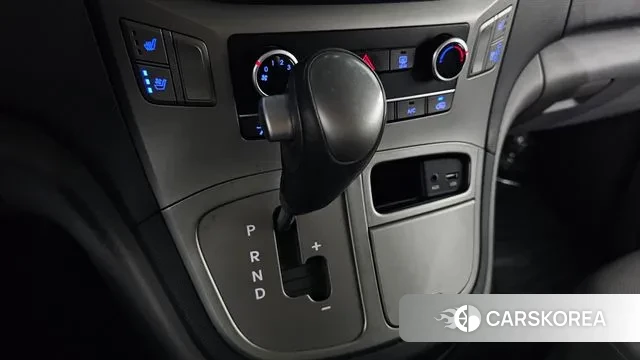 Hyundai The New Grand Starex id 3588453 из Кореи 19