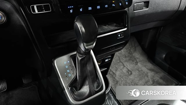 Hyundai Staria id 4702384 из Кореи 19
