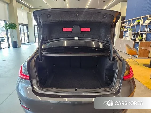 BMW 3 Series (G20) id 3766417 из Кореи 19