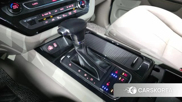 Kia All New Carnival id 4907791 из Кореи 31