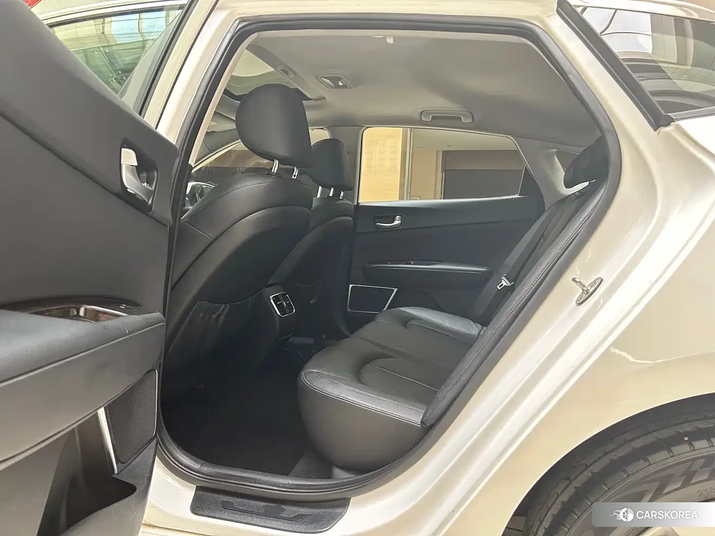 Kia K5 id 4679930 из Китая 17