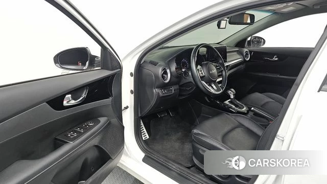 Kia The New K3 2nd generation id 4773715 из Кореи 29