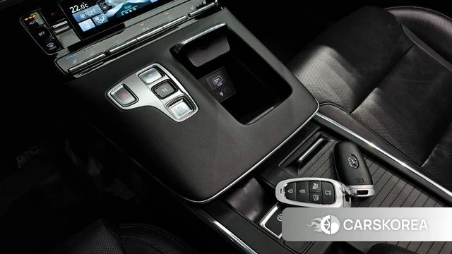 Hyundai The New Grandeur IG Hybrid id 4282848 из Кореи 30