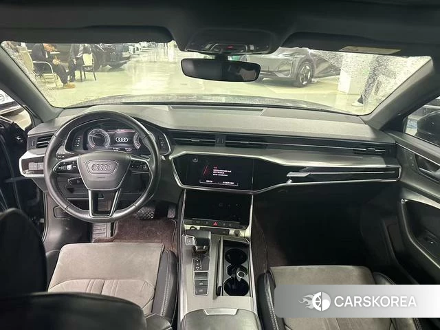 Audi A6L id 4258858 из Китая 9