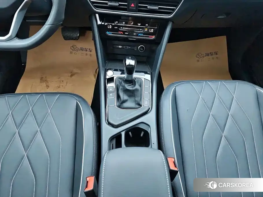 Volkswagen Tiguan L id 4576652 из Китая 15