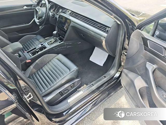 Volkswagen Magotan id 4278643 из Китая 14