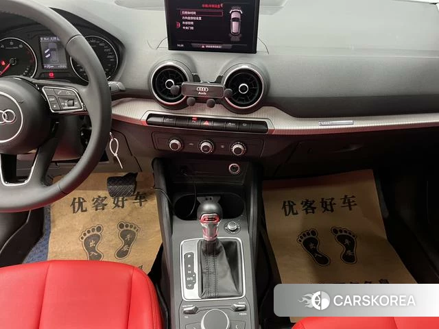 Audi Q2L id 4313809 из Китая 18