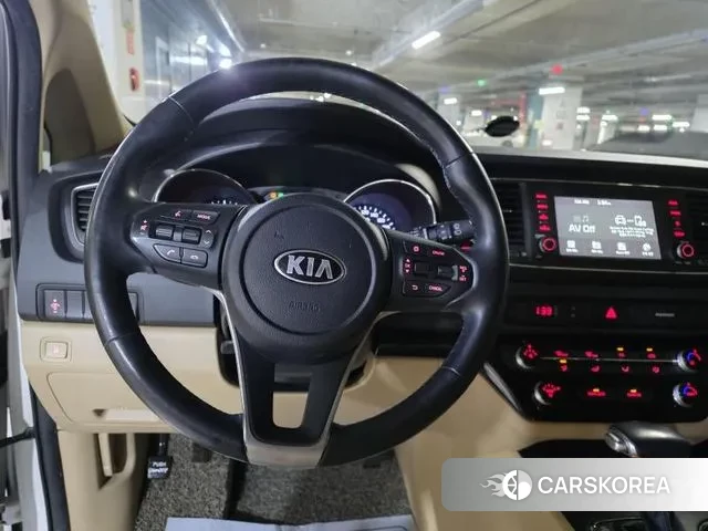 Kia The New Carnival id 3402545 из Кореи 19