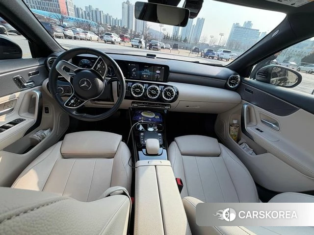 Mercedes-Benz A-Class W177 id 4573277 из Кореи 15