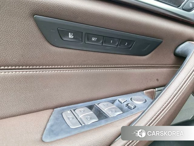 BMW 5 series id 4274702 из Китая 25