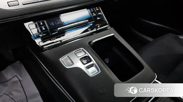 Hyundai The New Grandeur IG id 3220070 из Кореи 19