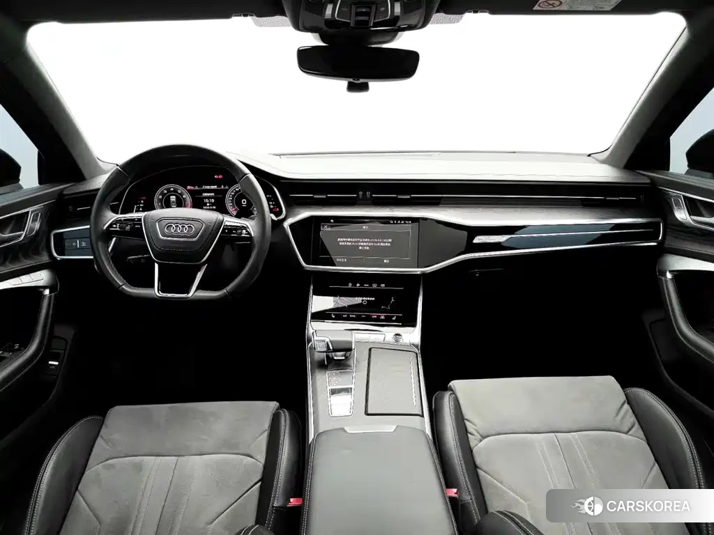 Audi A6L id 4515324 из Китая 20