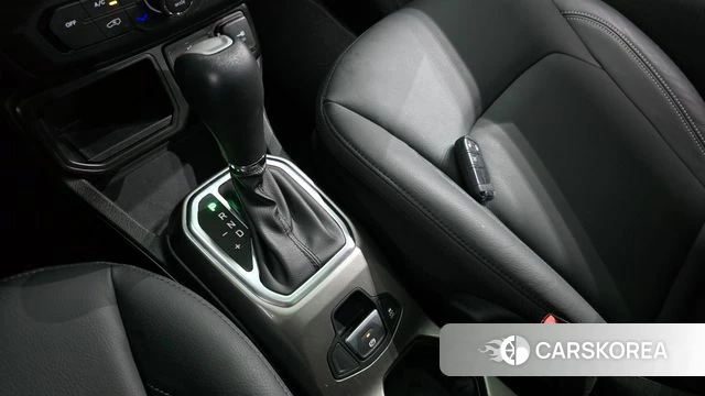 Jeep Renegade id 3833017 из Кореи 19