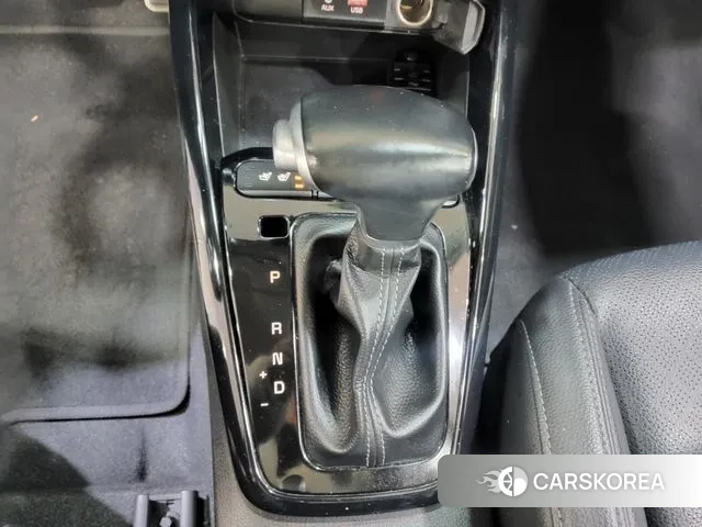 Kia Stonic id 3669230 из Кореи 19