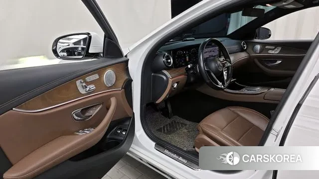 Mercedes-Benz E-Class W213 id 3433489 из Кореи 19