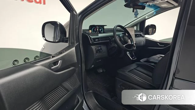 Hyundai Staria id 4185811 из Кореи 34