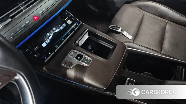 Hyundai The New Grandeur IG id 3454559 из Кореи 19