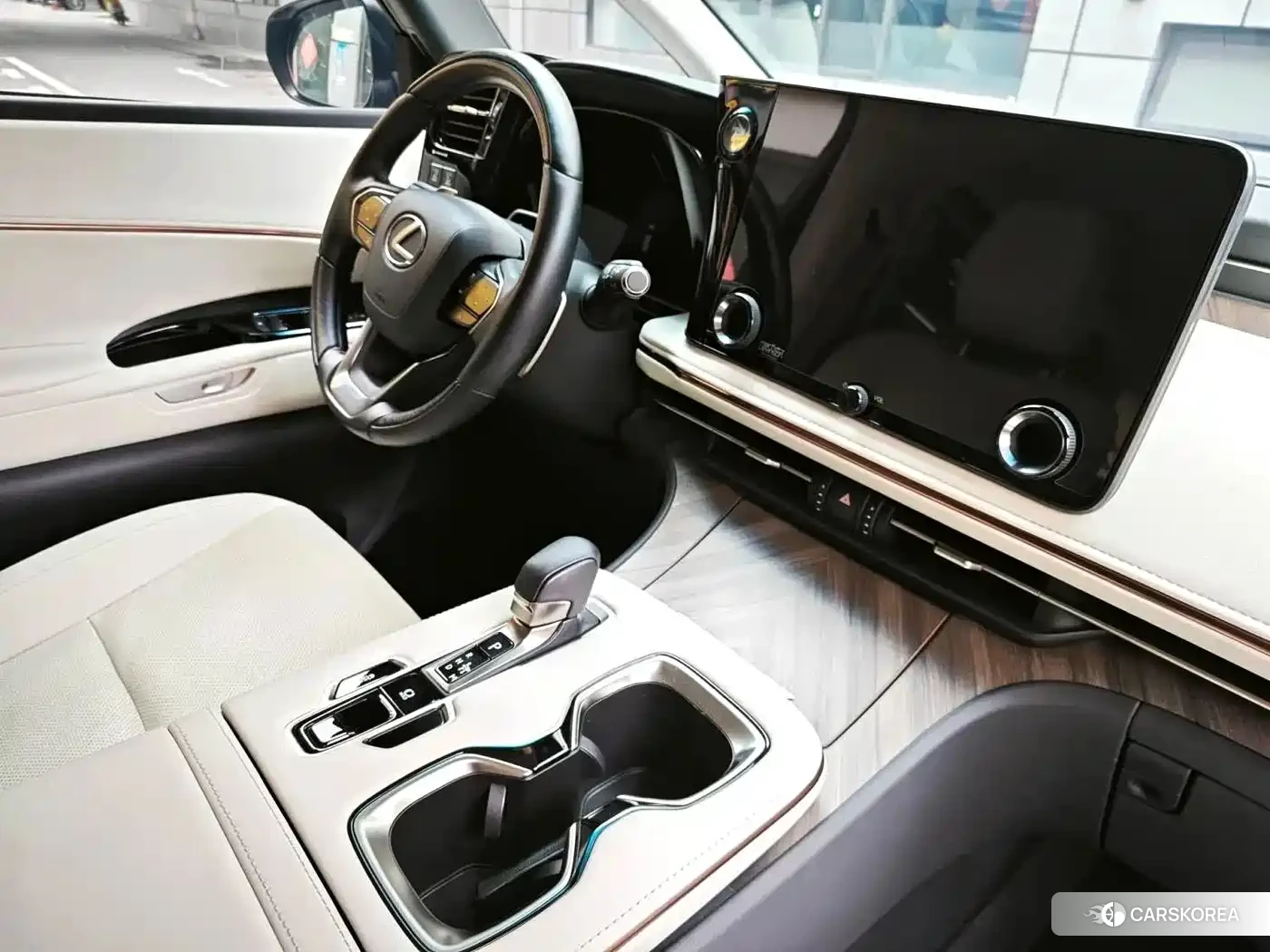 Lexus LM id 4589414 из Китая 12