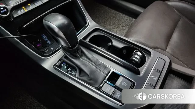 Hyundai Grandeur IG Hybrid id 3510055 из Кореи 19