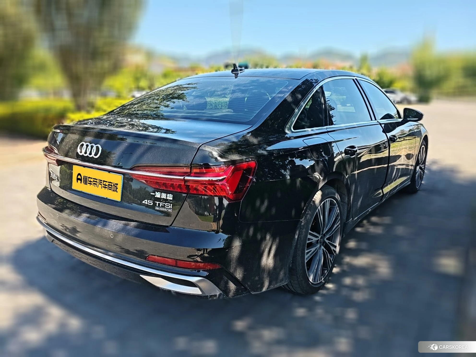 Audi A6L id 4486610 из Китая 20