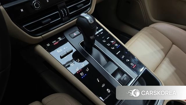 Porsche Macan id 4315924 из Кореи 31