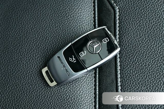 Mercedes-Benz AMG GT id 4262216 из Китая 19