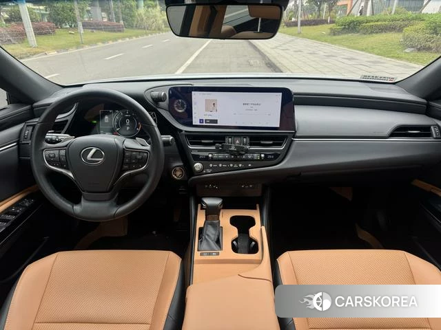 Lexus ES id 4262011 из Китая 13