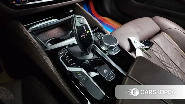 BMW 5 Series (G30) id 3396675 из Кореи 19