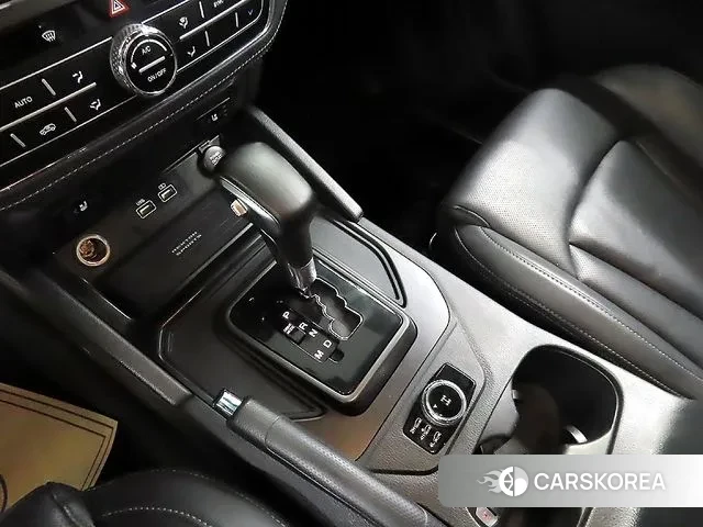 Ssangyong The New Rexton Sports Cannes id 3373201 из Кореи 19