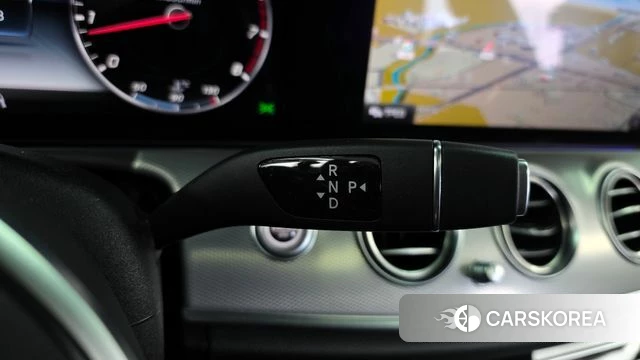 Mercedes-Benz E-Class W213 id 4187796 из Кореи 32