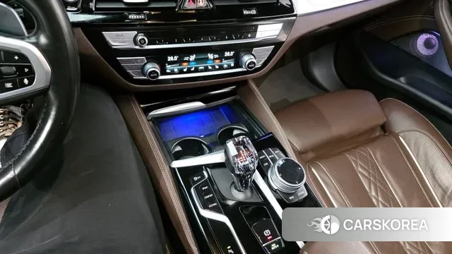 BMW 5 Series (G30) id 3378294 из Кореи 19