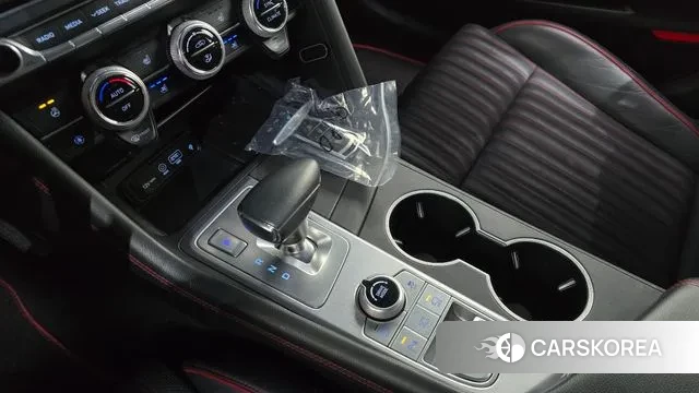 Genesis G70 id 3672272 из Кореи 19