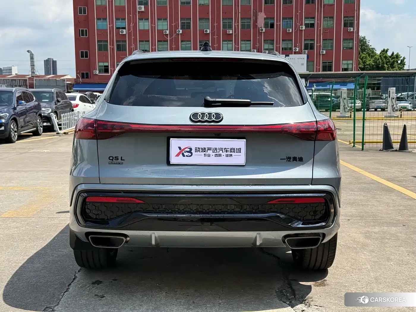 Audi Q5L id 4539419 из Китая 15