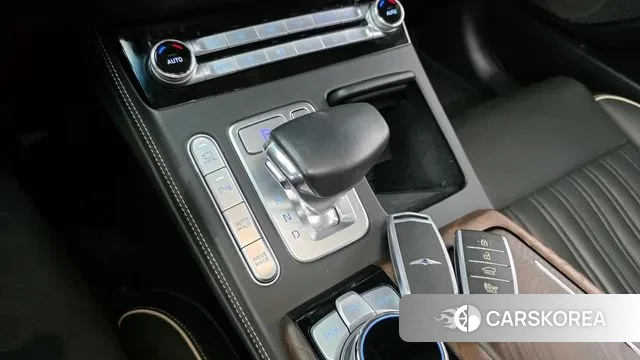 Genesis G90 id 3225644 из Кореи 19