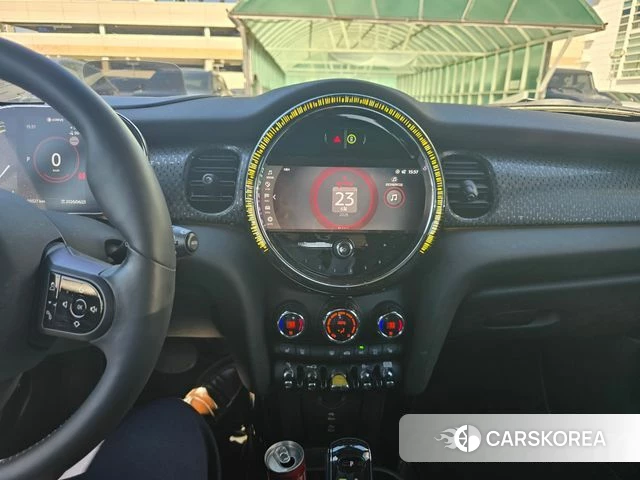 Mini Cooper Electric id 4494309 из Кореи 12