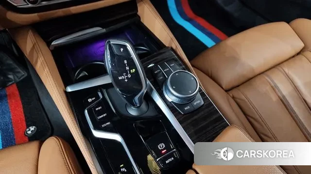 BMW 5 Series (G30) id 3670983 из Кореи 19