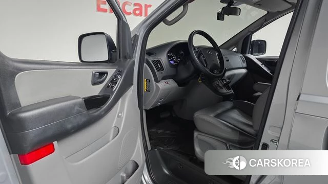 Hyundai The New Grand Starex id 4633099 из Кореи 29