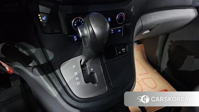 Hyundai The New Grand Starex id 2885774 из Кореи 19