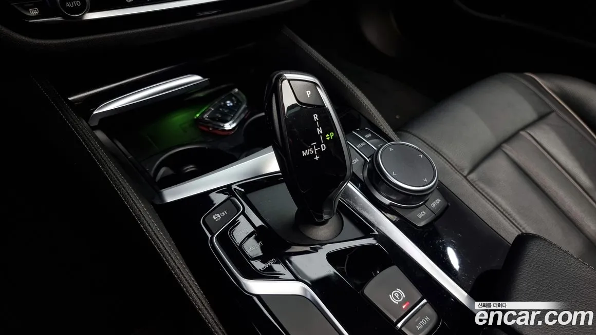 BMW 5 Series (G30) id 1939425 из Кореи 19