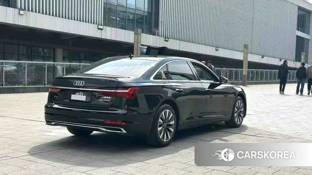 Audi A6L id 4278640 из Китая 9