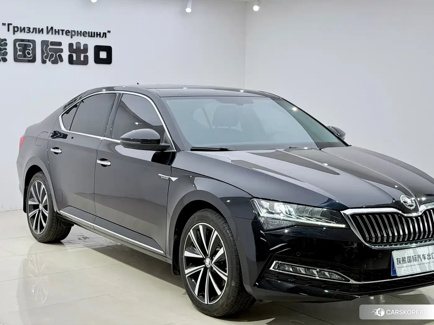 Skoda Superb id 4629574 из Китая 14