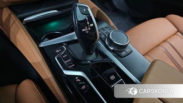 BMW 5 Series (G30) id 4480729 из Кореи 32