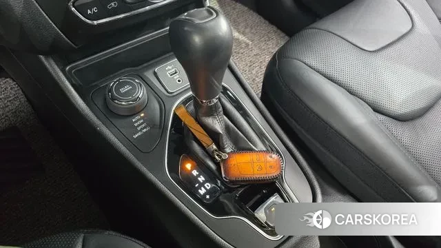 Jeep Cherokee (KL) id 3311592 из Кореи 19