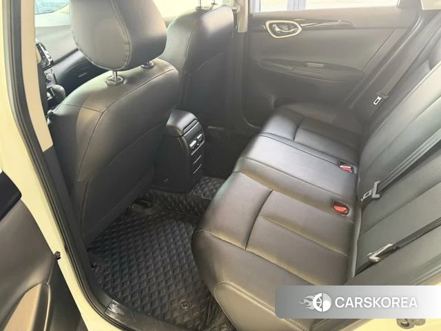 Nissan Xuan Yi id 4207968 из Китая 12