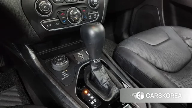 Jeep Cherokee (KL) id 3524696 из Кореи 19