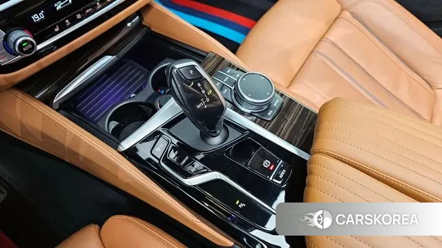 BMW 5 Series (G30) id 3007716 из Кореи 19