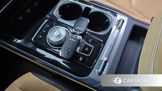 Kia Carnival 4th generation id 3702139 из Кореи 19